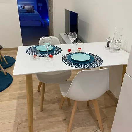 Trog'love: Balneo Detente Dans Troglodyte