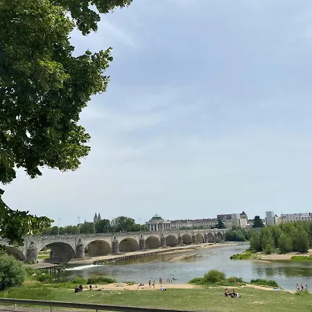 Trog'love: Balneo Detente Dans Troglodyte *