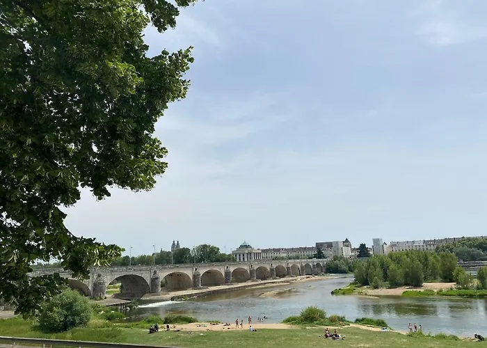 Trog'love: Balneo Detente Dans Troglodyte *