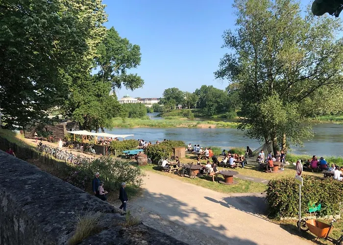 Trog'love: Balneo Detente Dans Troglodyte *